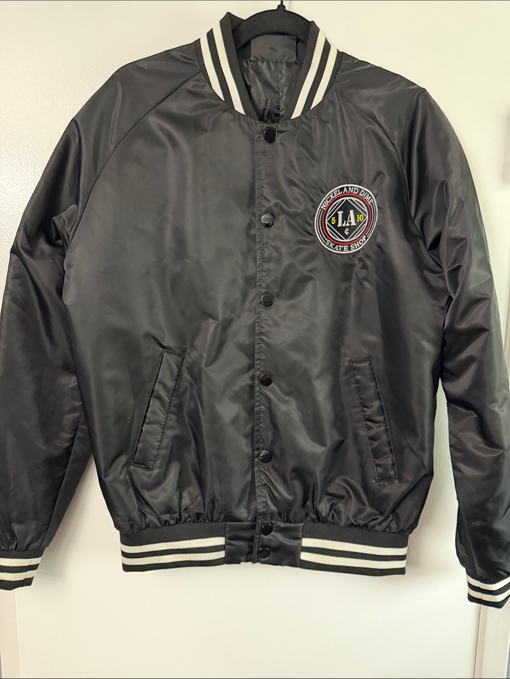 Shaka Wear “Nickel & Dime Skate Shop Los Angeles” Satin-Look Jacket - S